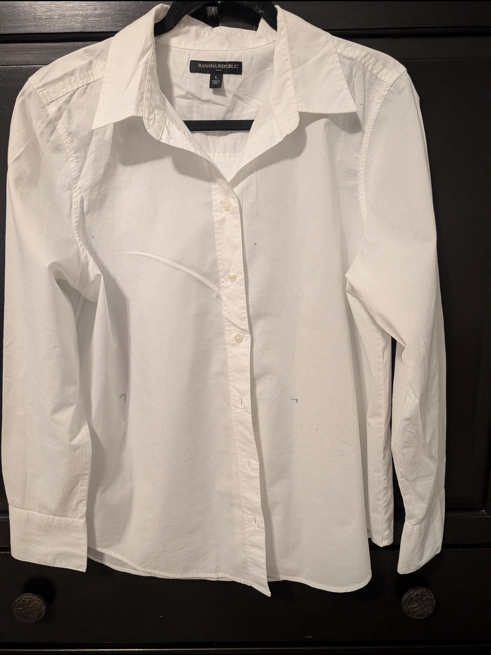 Banana Republic Women’s White Button-Up Shirt